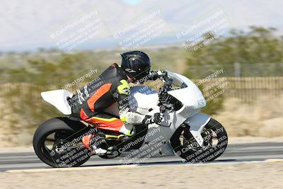 media/Dec-04-2025-Racers Edge (Thu) [[5ebc9f124d]]/3-B Group/5-Session 2 Turn 2 inside Speed Pans/